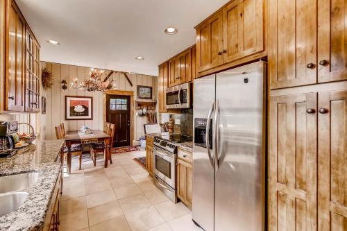 611 Oro Grande Street House