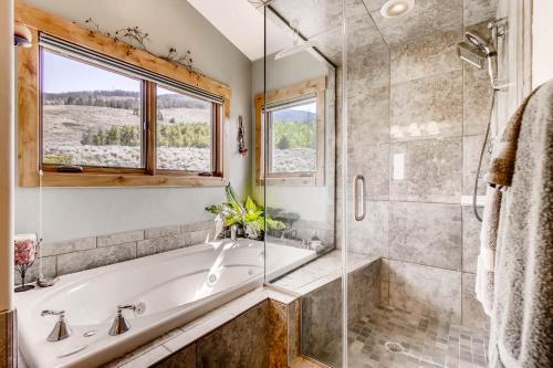 611 Oro Grande Street House