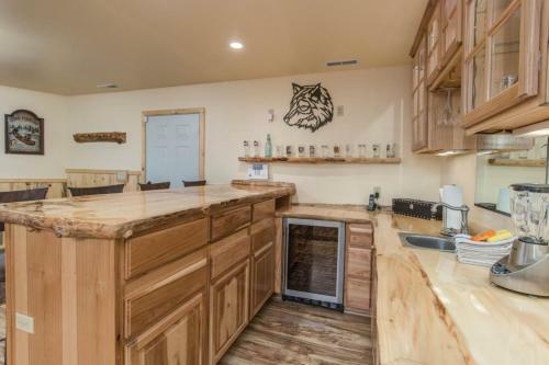 High Roller Hideaway