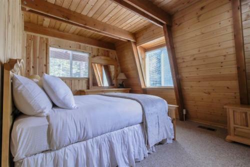 Redwood Cabin