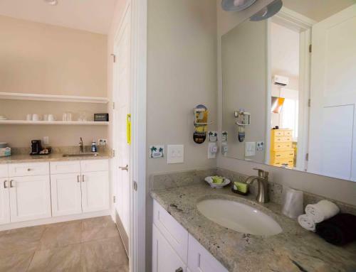 Bed & Breakfast Beyond The Wall B & B