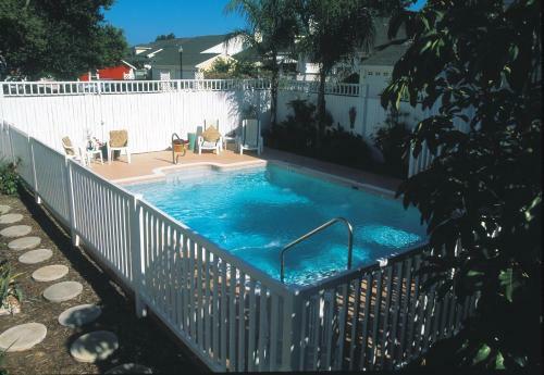 Meranova Bed And Breakfast