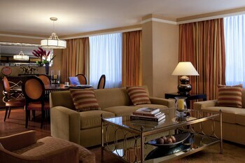 Hotel Renaissance Dallas