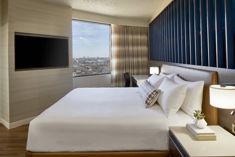Hotel Renaissance Dallas