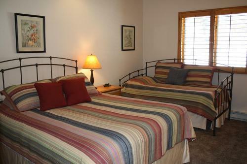 Hotel Cascade Village By The Ivy Group