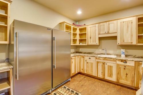 Whispering Pines Lodge: 11 Bedroom