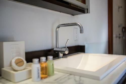 East Hampton Art House Bed And Breakfast