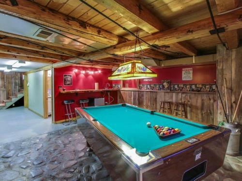 Lodge 52