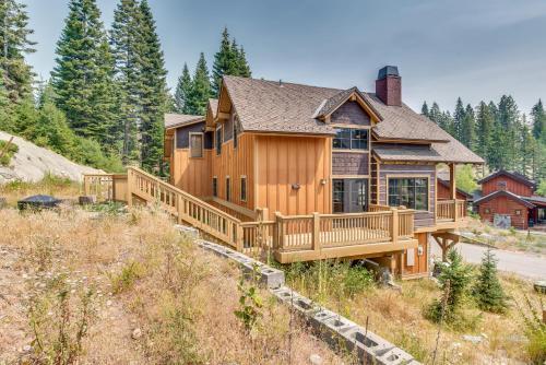 Tamarack Townhouse
