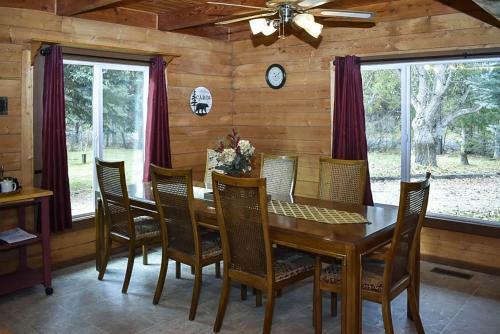 Forest Lake Cabin
