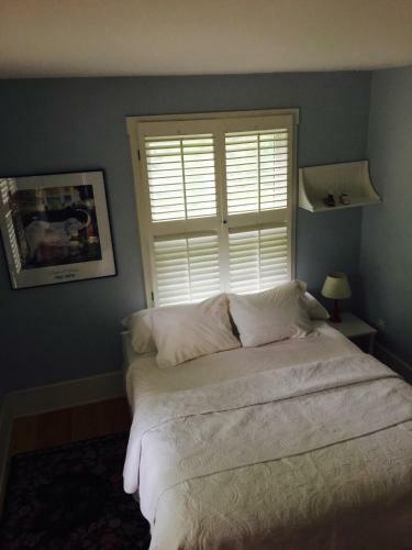 Hostal The Edgartown Cottage