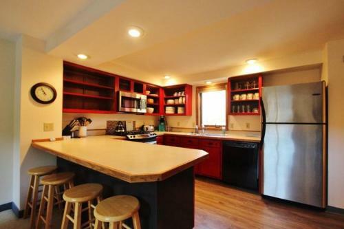 Apartamento The Woods Condo - Ski In/out