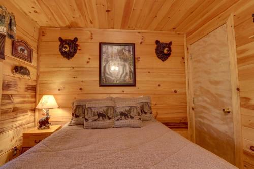 Tree Song Mountain Creek Cabin