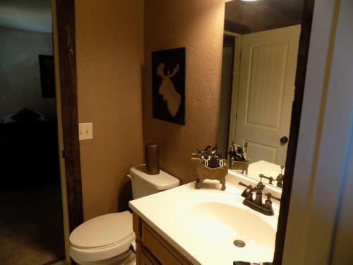 Birds Eye View Cabin