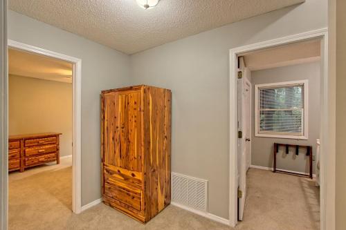 Deer Path Cabin