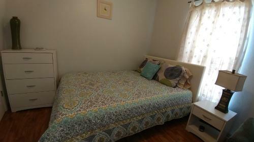 Englewood Cozy Comfy Home A