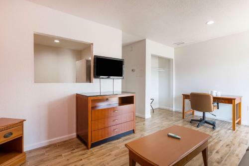 Hotel Studio 6 Englewood