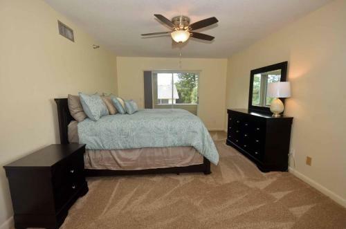 Spinnaker Bay 2
