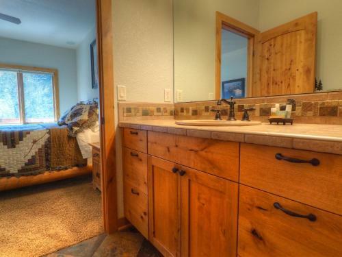 Rambling River Townhouse