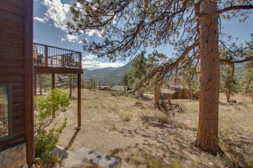 Deer Mountain Lodge South