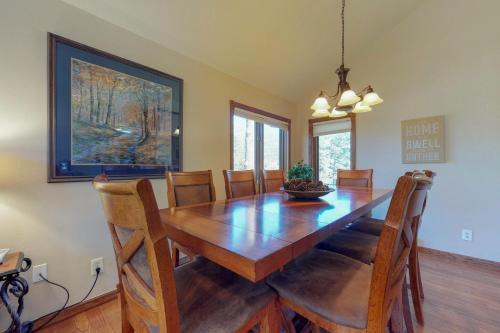 Heavenly Pines Retreat