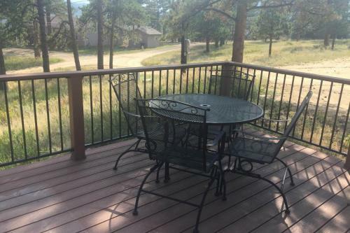 Peak View Cabin