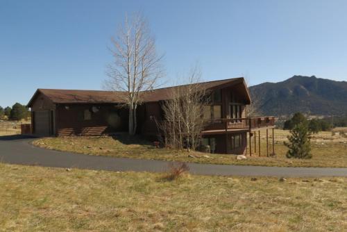 Lily Mountain Lodge - E.v.reg #3498 Home