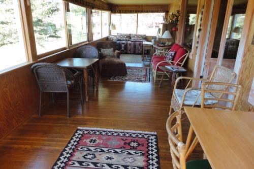Longs Peak Cabin