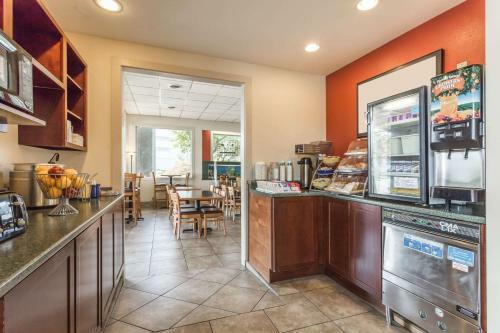 Hotel Days Inn By Wyndham Eugene Downtown/university