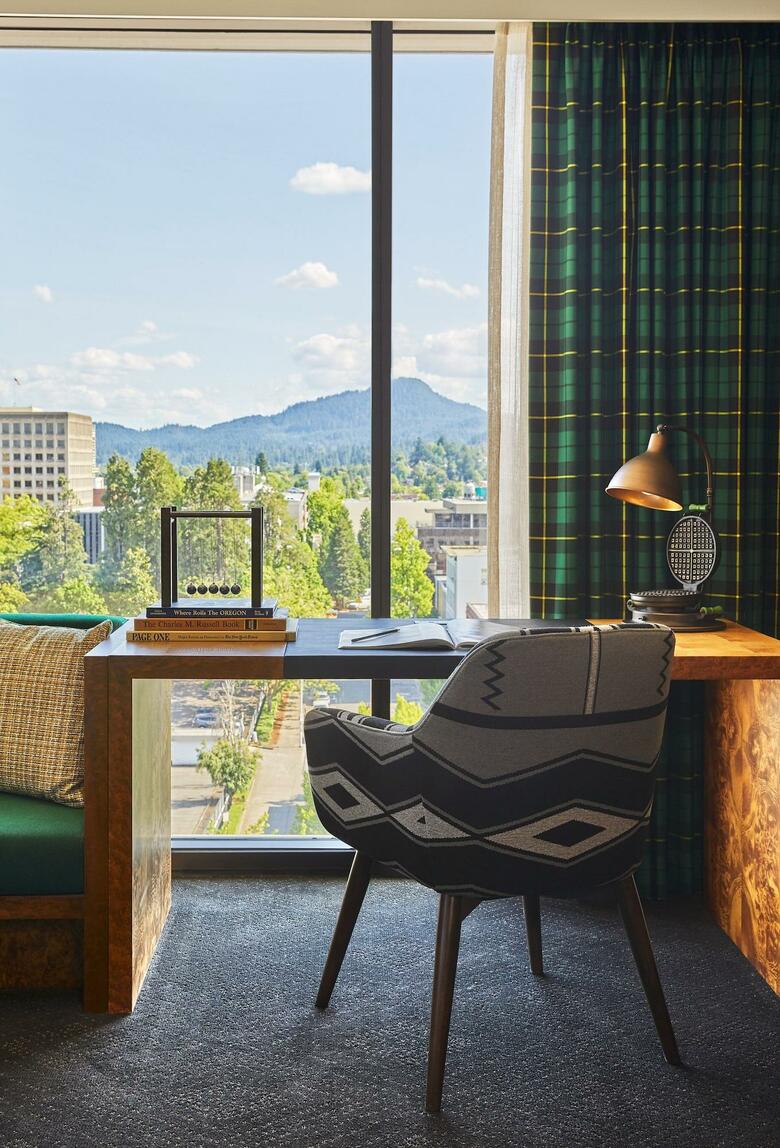 Hotel Eugene