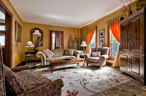 66 Center St Bed And Breakfast Eureka Springs
