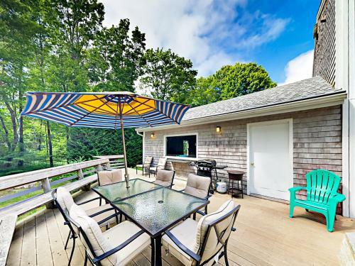 5 Redgate Lane Home