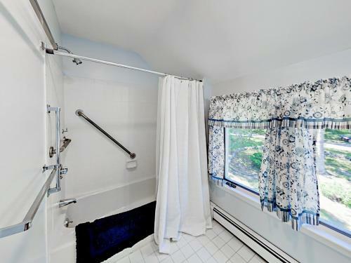 11 Spartina Place Home