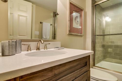 Apartamento 602 Sailmaker Condo