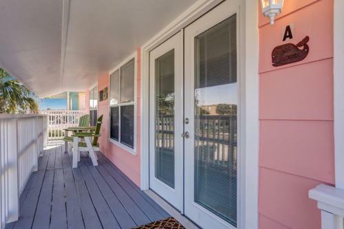 3095a S Fletcher Up Home