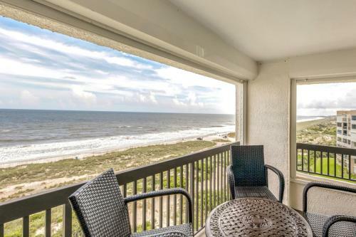 Apartamento High Surf Condo