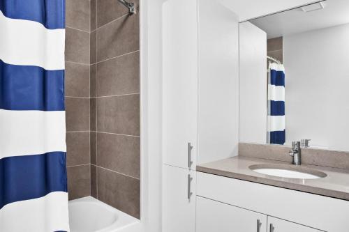 Apartamento Logan Square 214