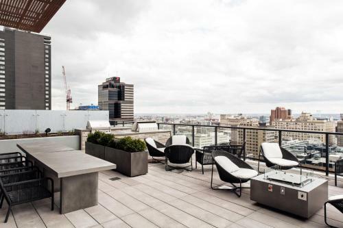 Apartamento Midtown Village 2011