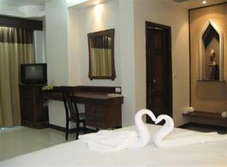 Hotel Khao Lak Riverside Resort & Spa