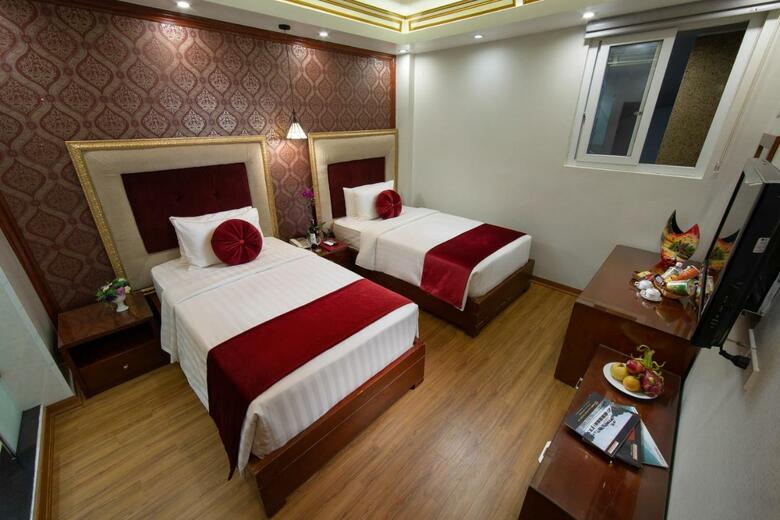 Royal Palace Hotel