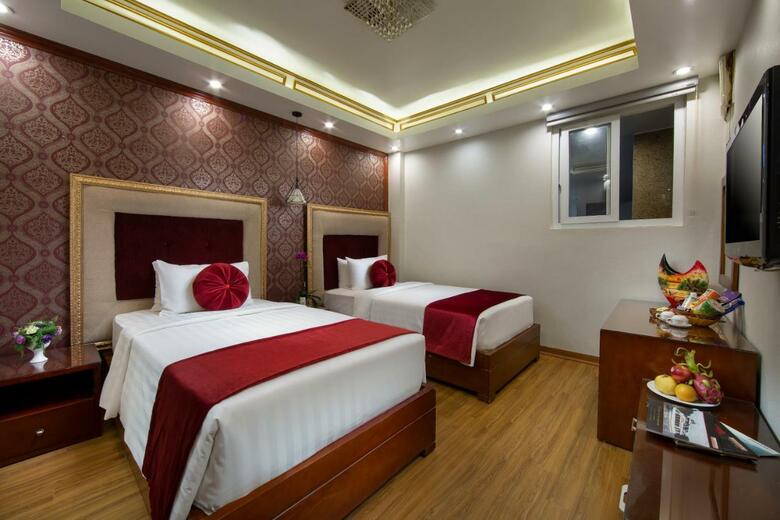 Royal Palace Hotel