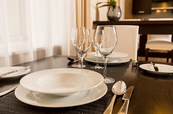 Hotel Senator Apartments Executive Court