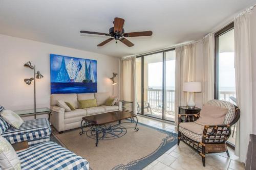 Apartamento Chas. Oceanfront 305 - Top Shelf Condo