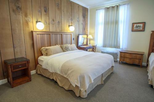 Posada The Redwood Coast Inn