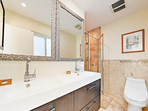 Lustrous Porcelain Floors Home