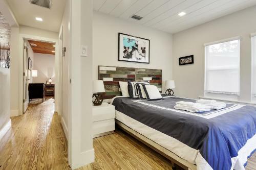 Bungalow 8