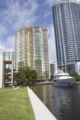 Apartamento Artrageous On The River