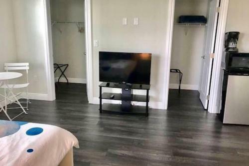 4 Bedroom House Steps From Riverwalk Ftlauderdale