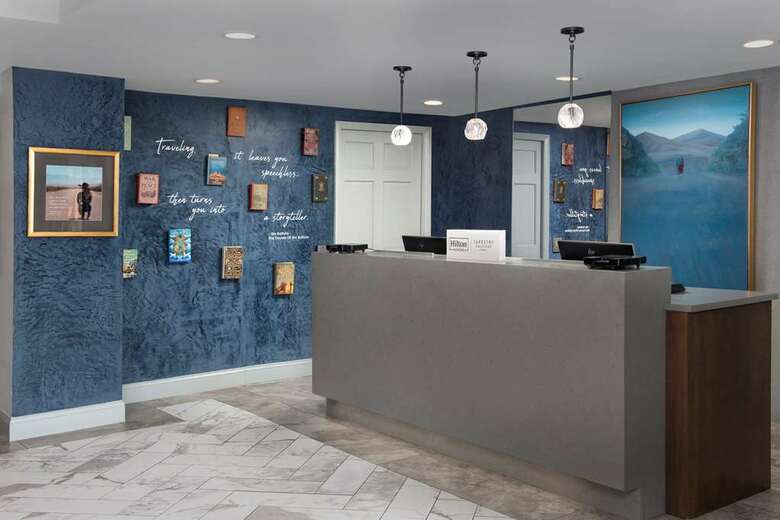 Hotel West End Washington Dc Tapestry Collection