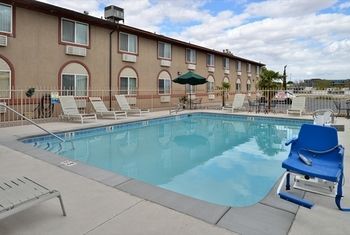 Hotel Americas Best Value Inn